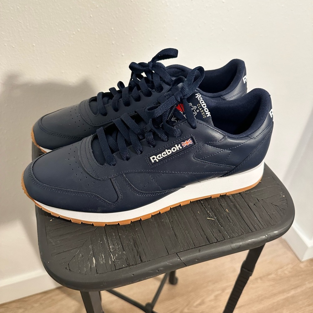 Size 12 Reebok Classic Leather Shoes